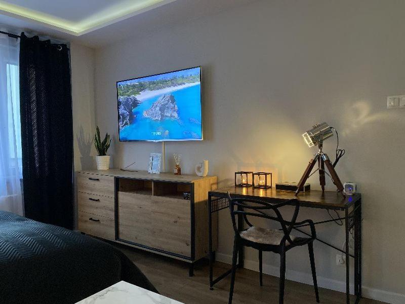 Apartament ,, Sen I Kawa" - Komfortowy Nocleg W Sercu Aglomeracji Битом Екстериор снимка